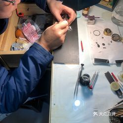 蘇州鐘表維修指南 電話、地址、價(jià)格與營(yíng)業(yè)時(shí)間一覽